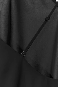 ROBE LONGUE DOUBLURE À BRETELLES MULTIPOSITIONS