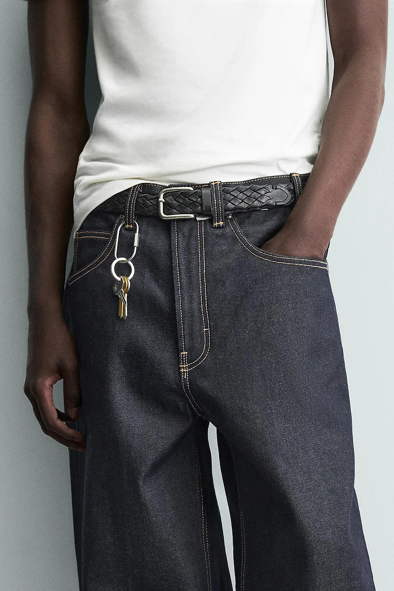 BAGGY FIT JEANS WITH TOPSTITCHING