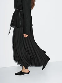 Asymmetric box pleat skirt