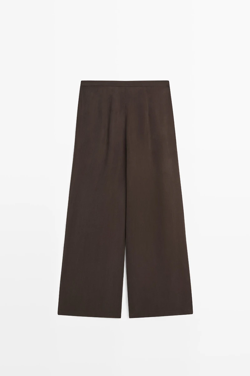 Total look flowing skort