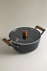 IRON POT WITH LID