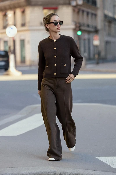 GOLDEN BUTTON KNIT CARDIGAN