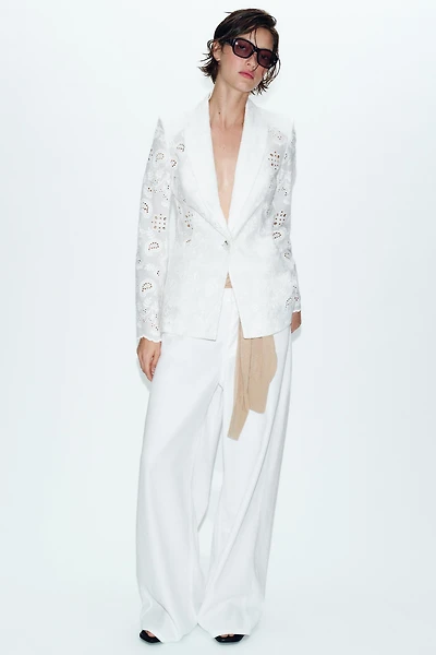 EMBROIDERED PERFORATED SHOULDER PAD TAILORED BLAZER