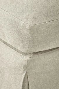 FOOTSTOOL 01