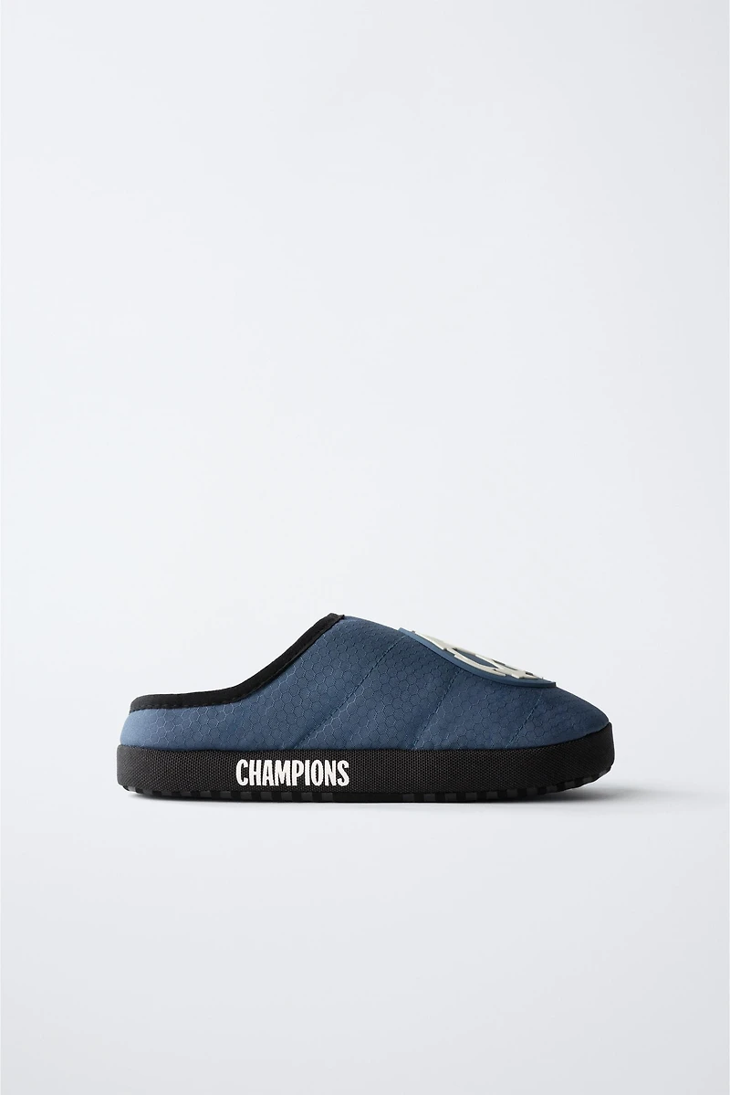 UEFA CHAMPIONS LEAGUE ® SLIPPERS