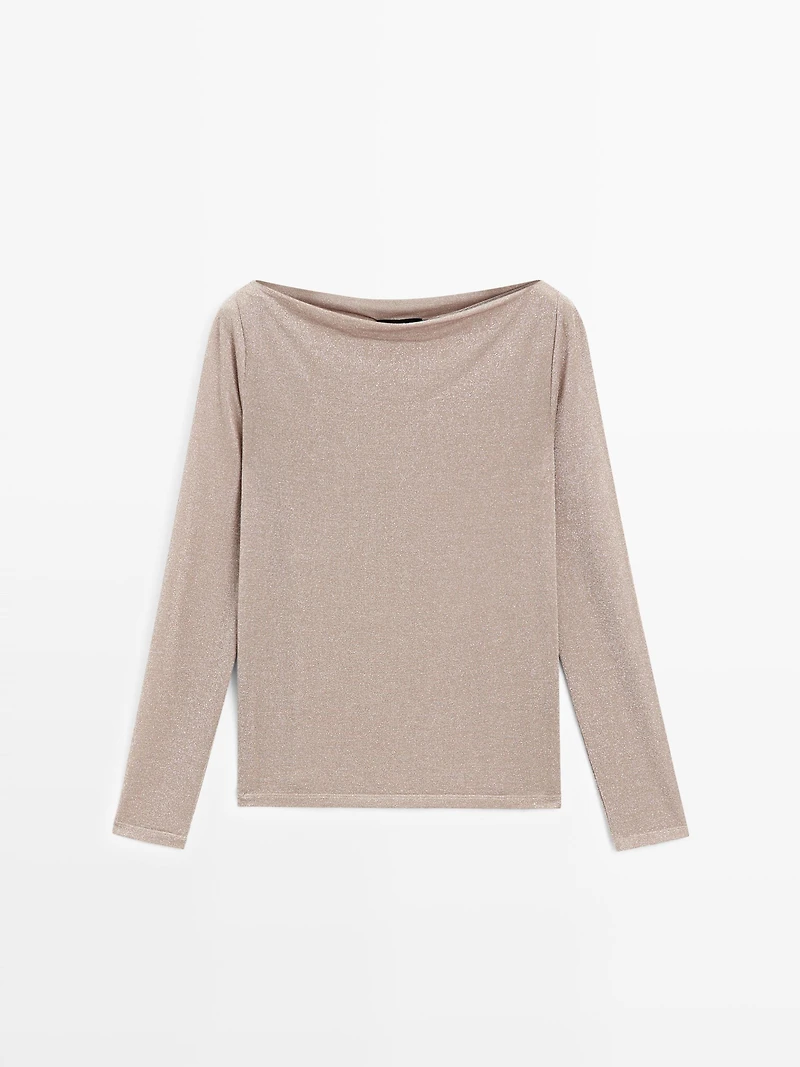 Boat neck T-shirt with metallic finish