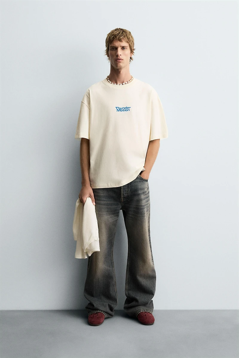 T-SHIRT IMPRIMÉS CONTRASTANTS