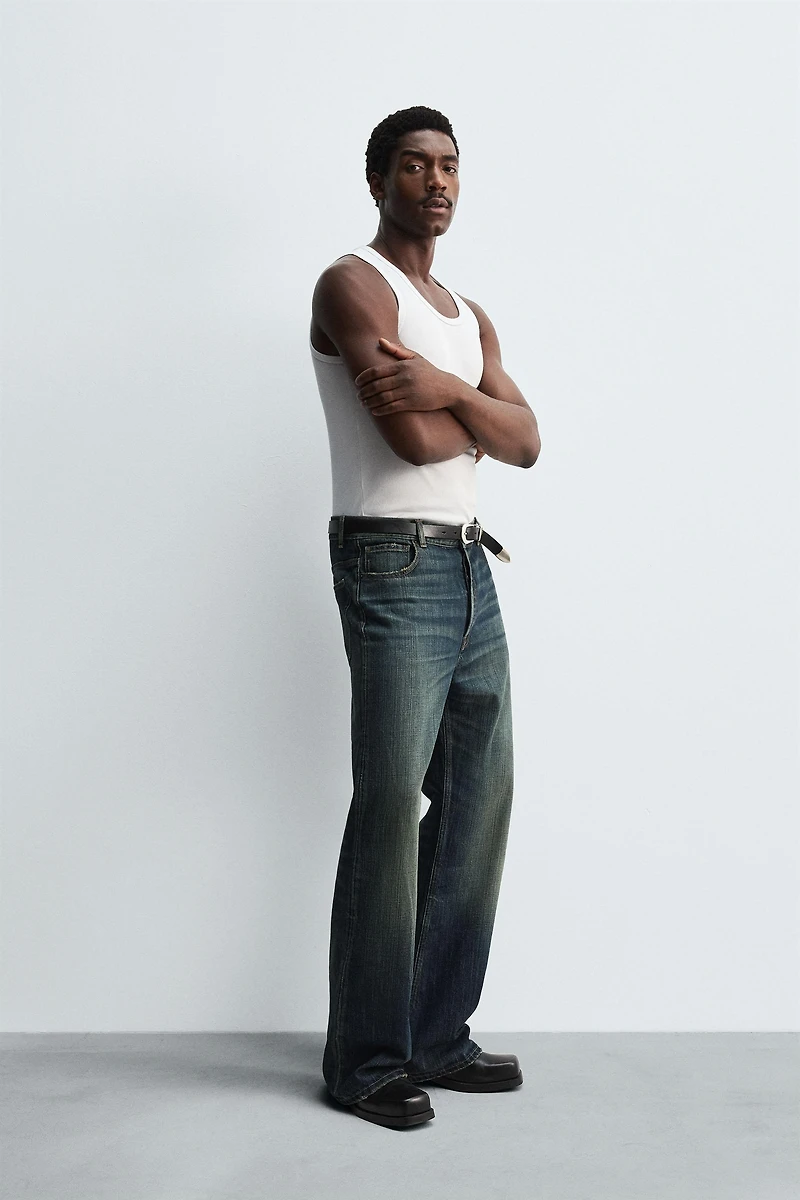 WIDE FLARE FIT JEANS