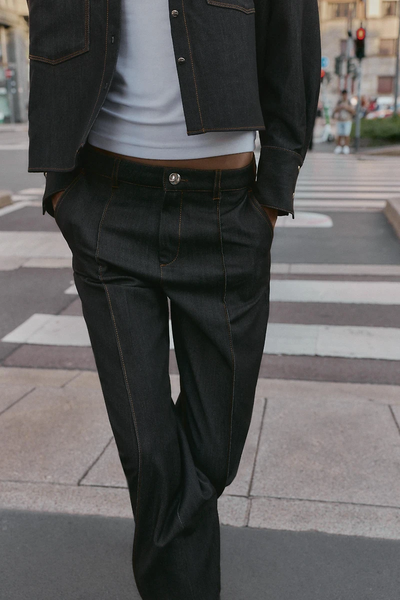 PANTS WITH SEAM AND CONTRASTING TOPSTITCHING