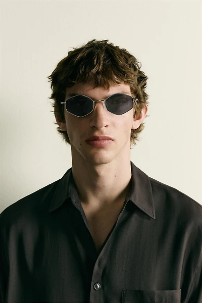 GEOMETRIC FRAME SUNGLASSES