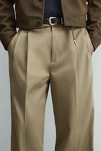 PLEATED WIDE FIT PANTS