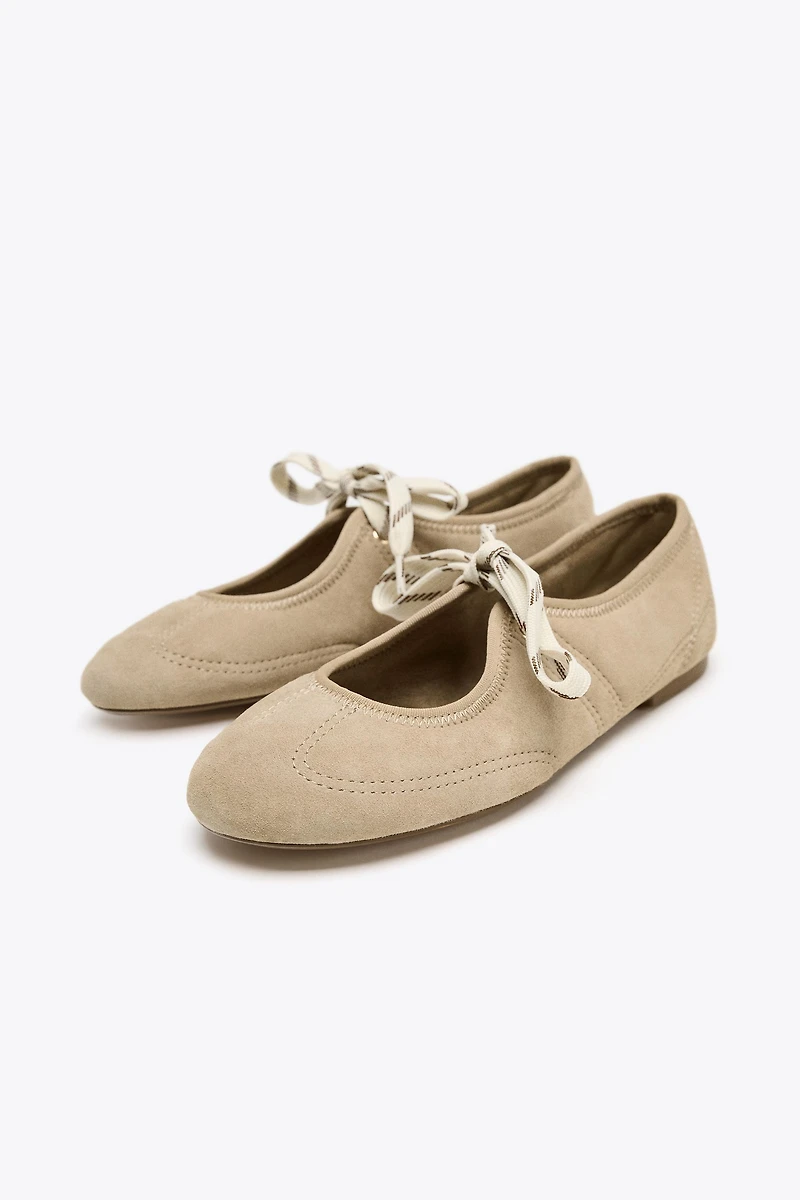 SPLIT LEATHER LACE-UP BALLET FLATS