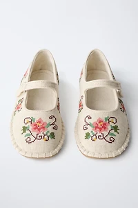 BALLERINES BRODÉES