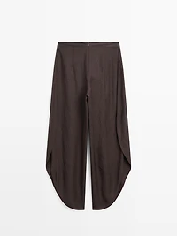 Flowing split hem trousers