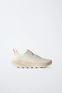 SPORT SNEAKERS