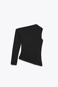 ASYMMETRIC CREPE TOP