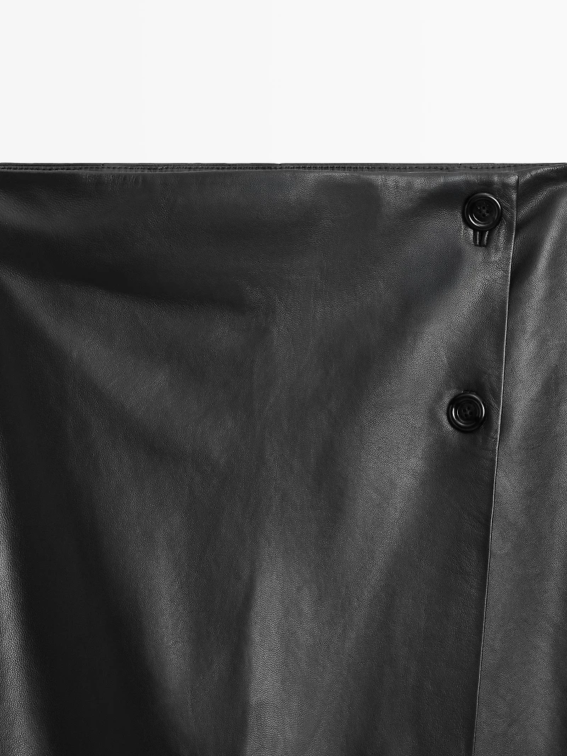 Jupe midi en cuir nappa avec coutures