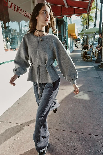 PULL EN MAILLE AVEC LACET