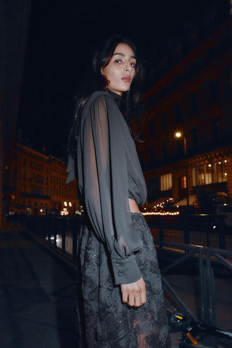 DRAPED SEMI-SHEER PUFF SLEEVE TOP