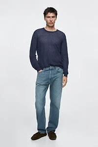 Straight-leg jeans