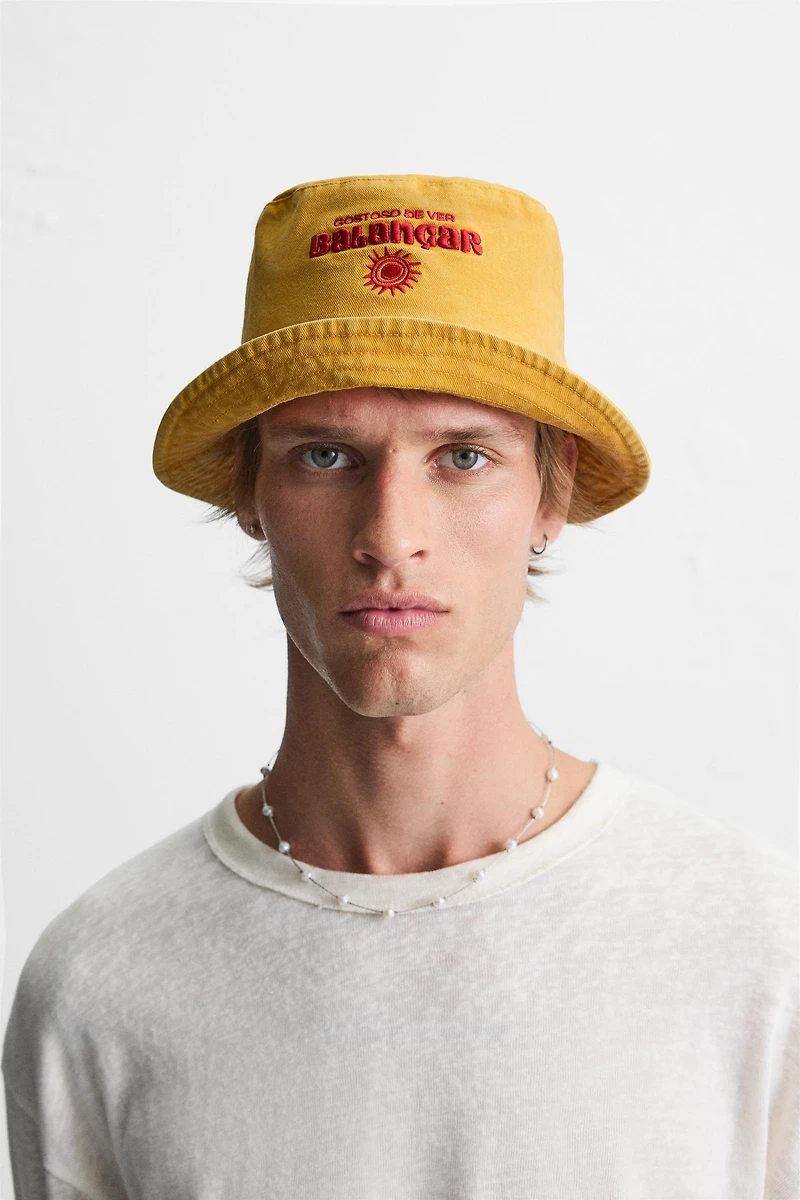 CHAPEAU BOB BRODÉ CONTRASTE