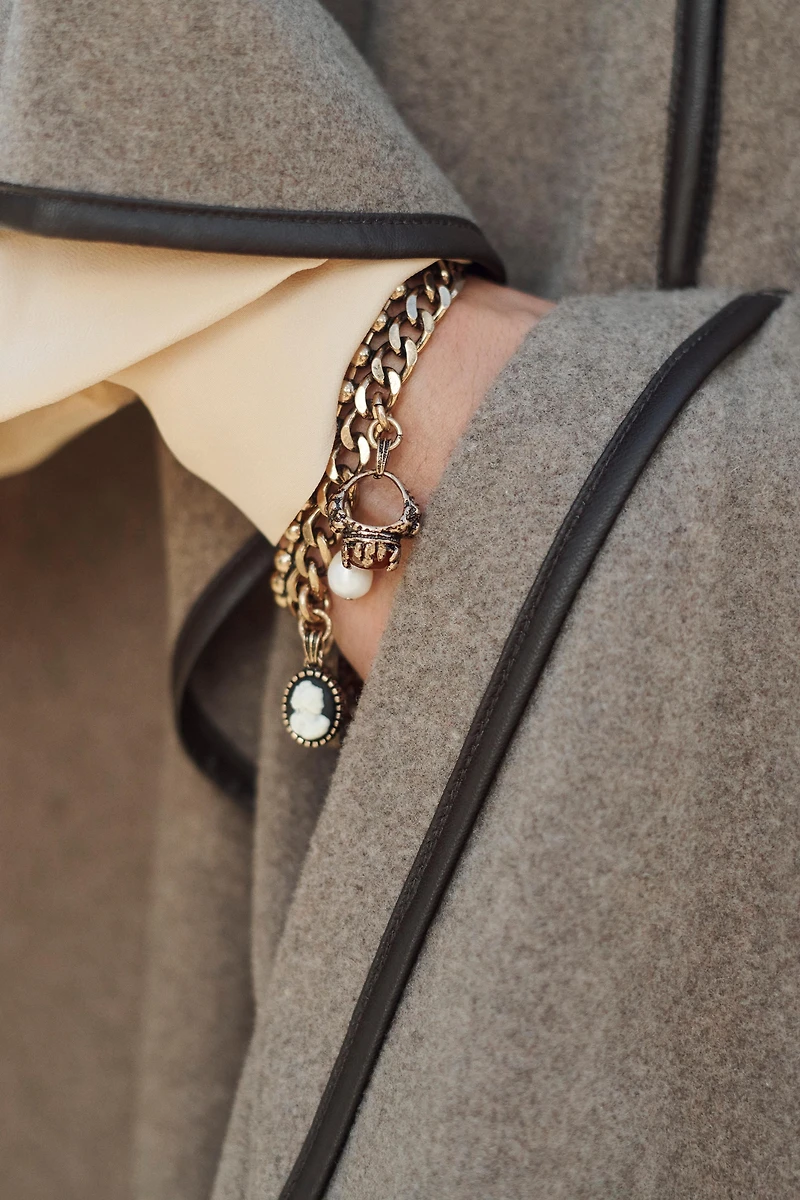 LIMITED EDITION OVERSIZED WOOL CAPE