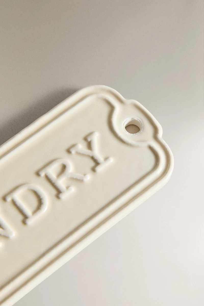 LAUNDRY DECORATIVE PLAQUE