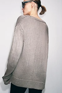 PULL EN GROSSE MAILLE COL V