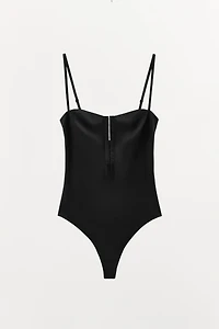 BODY AVEC POLIAMIDE CROCHETS