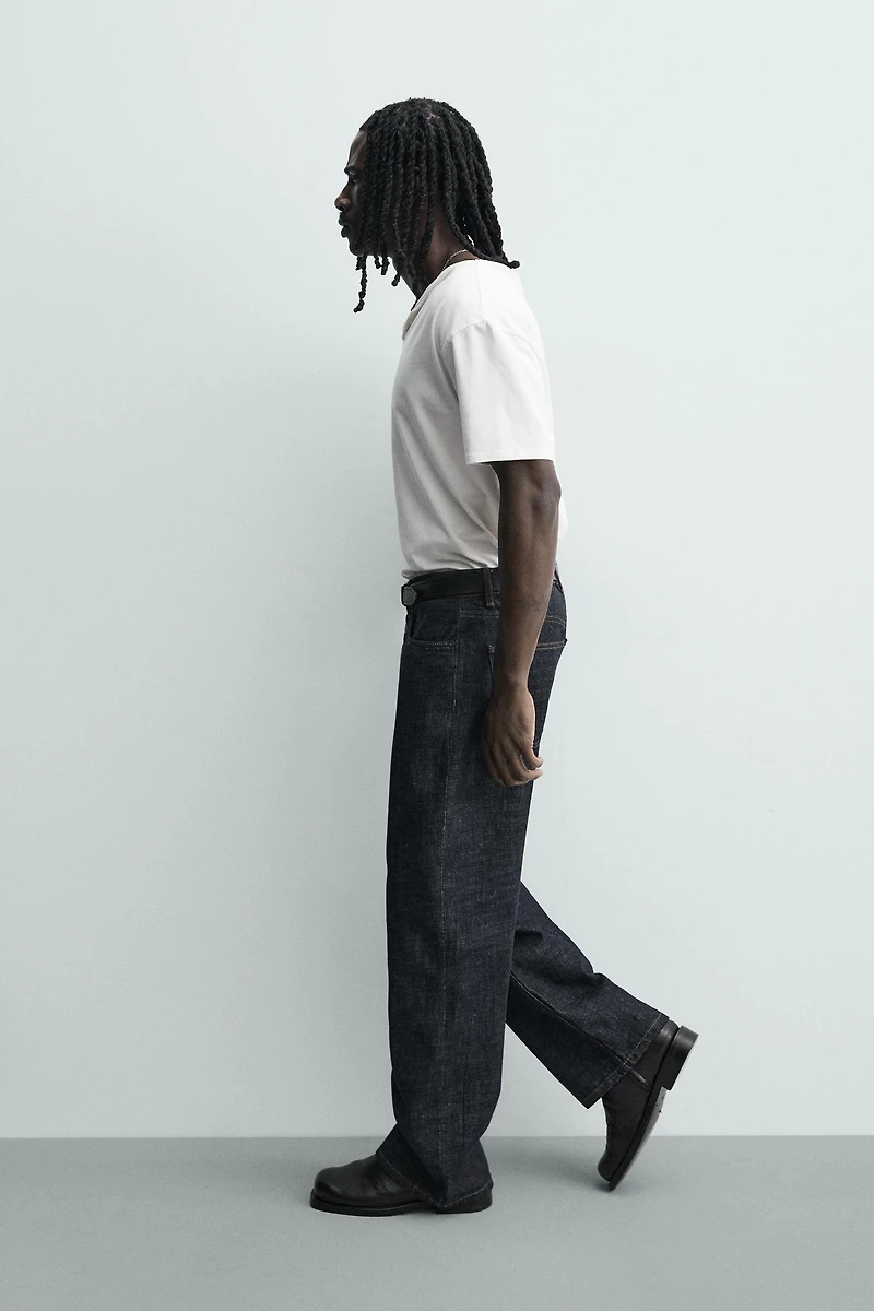 BUTTON-FRONT LOOSE FIT JEANS