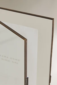 RECTANGULAR STRUCTURE PICTURE FRAME