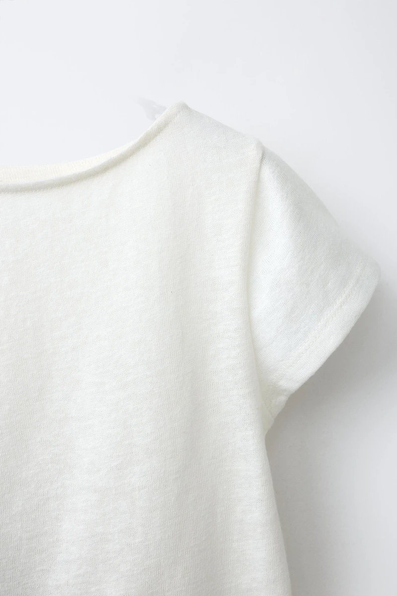 CUT OUT FLORAL T-SHIRT