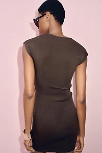 SHORT V-NECK DRESS