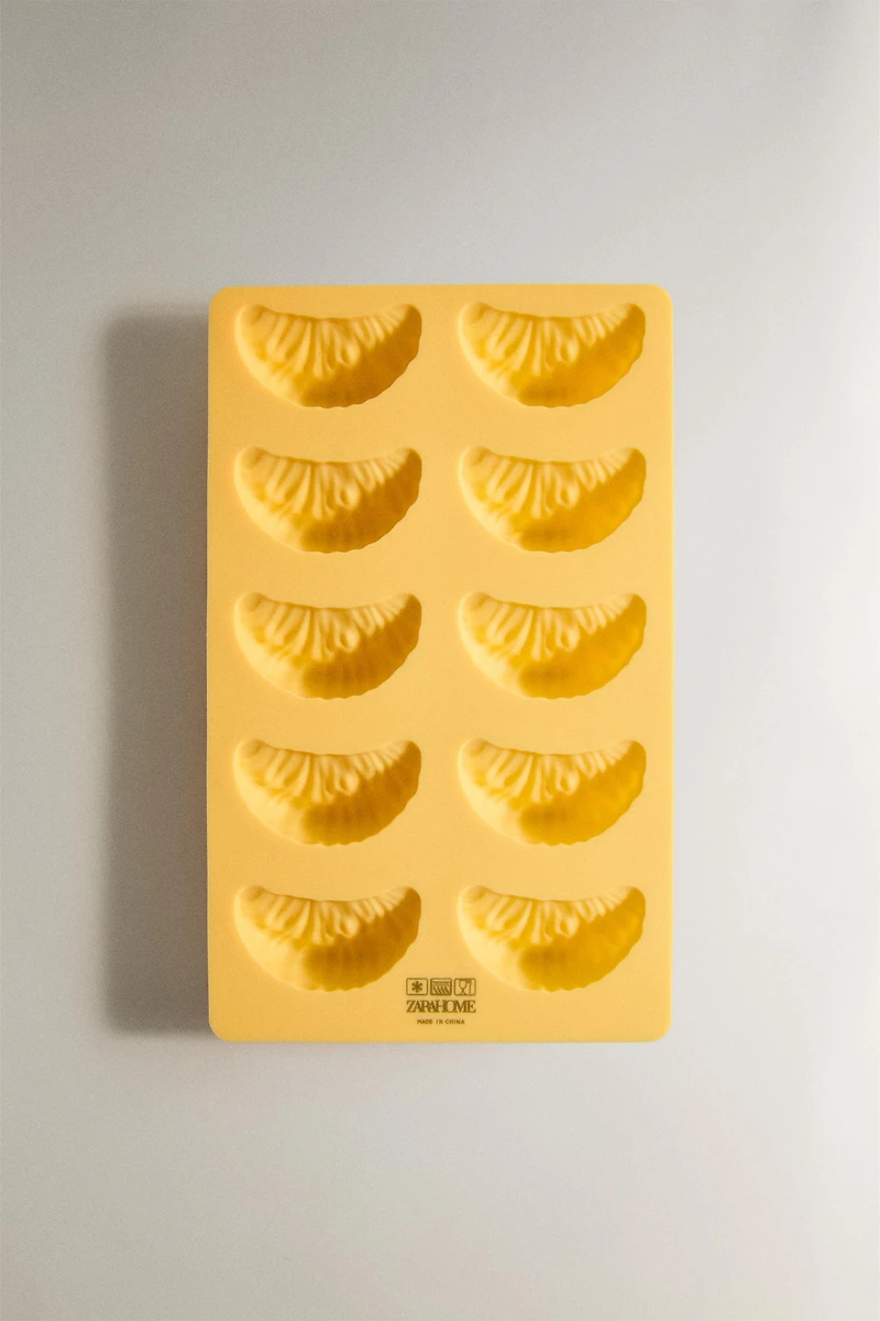 10-CUBE FRUIT SLICE SILICONE ICE TRAY
