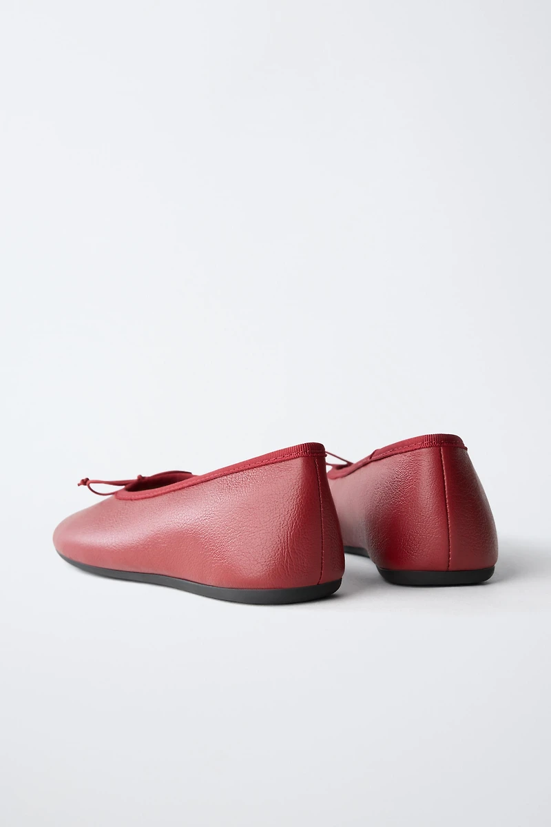 BALLERINES À NŒUD EN CUIR