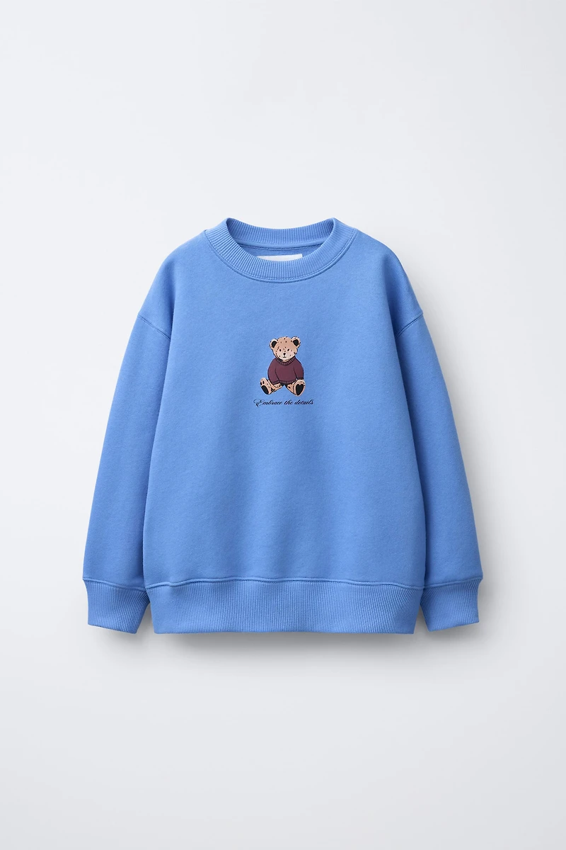 BEAR AND TEXT PRINT SWEATSHIRT