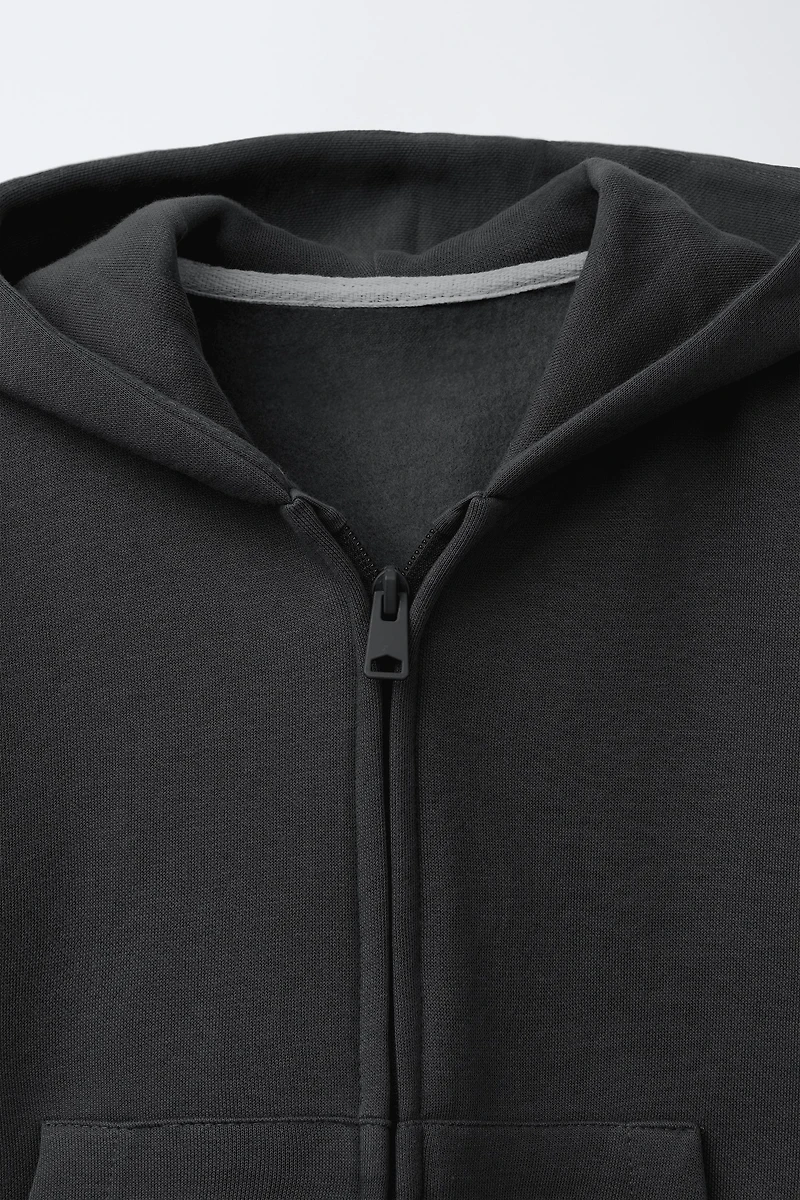 PLAIN PLUSH HOODED SWEATSHIRT