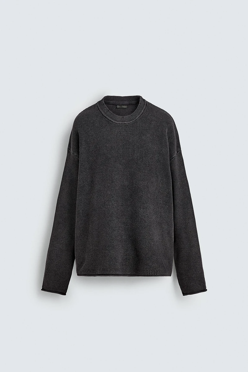 WAFFLE TEXTURED SWEATER
