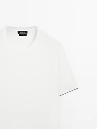 T-shirt en maille manches courtes détail de couleur