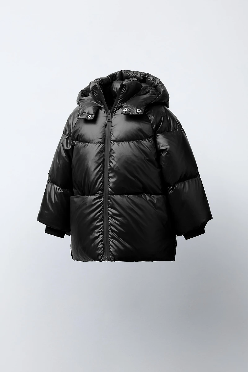 WATER REPELLENT AND WIND RESISTANT DOWN PUFFER COAT