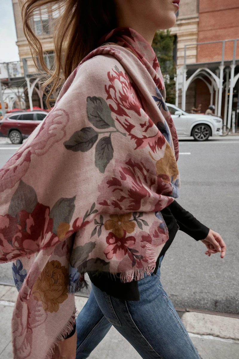 FLORAL PRINT SCARF WITH WOOL