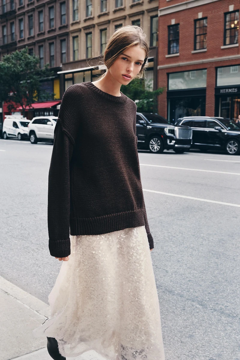 BASIC KNIT SWEATER