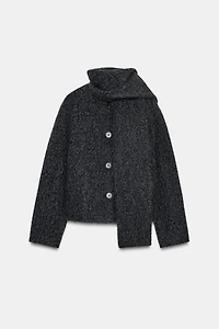 SHORT COAT WITH BOUCLÉ SCARF