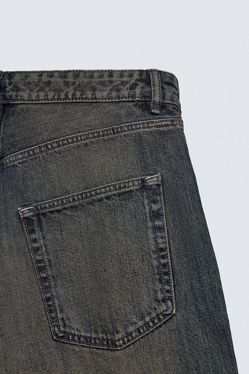 RIPPED BAGGY FIT JEANS