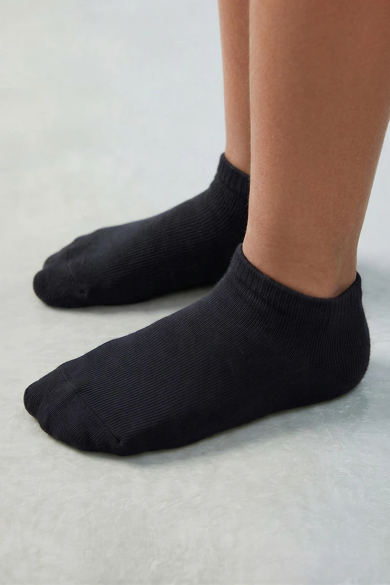 FOUR-PACK OF BASIC SHORT SOCKS