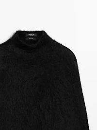 100% cashmere brushed finish cape