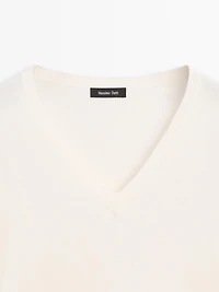 Pull à col en V laine mélangée