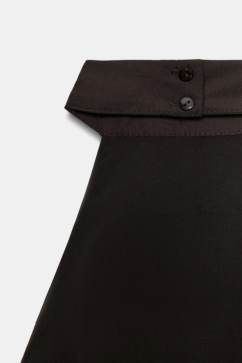 TOP EN GEORGETTE À ENCOLURE AMÉRICAINE ET POIS