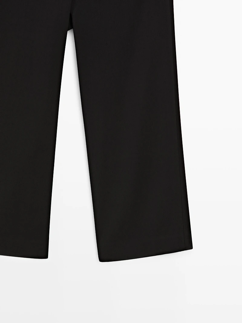 Capris with button details