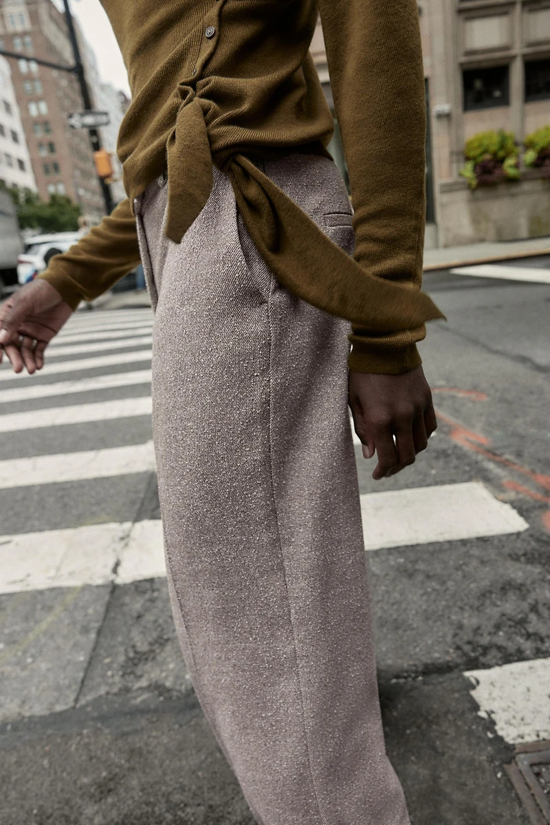 ASYMMETRIC KNIT SWEATER